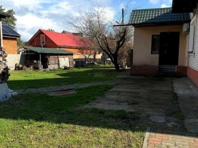 Будинок. Черкаси, Зарічна вул.