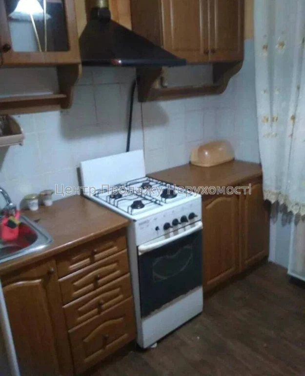 Продаж 2-кімн. квартири, 48 м², 1/5 пов, Київ – чудовий варі