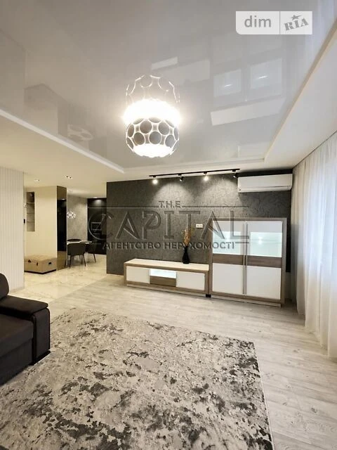 Продаж 3к квартири 91.9 кв. м на вул. Софії Русової 5 • ID 3