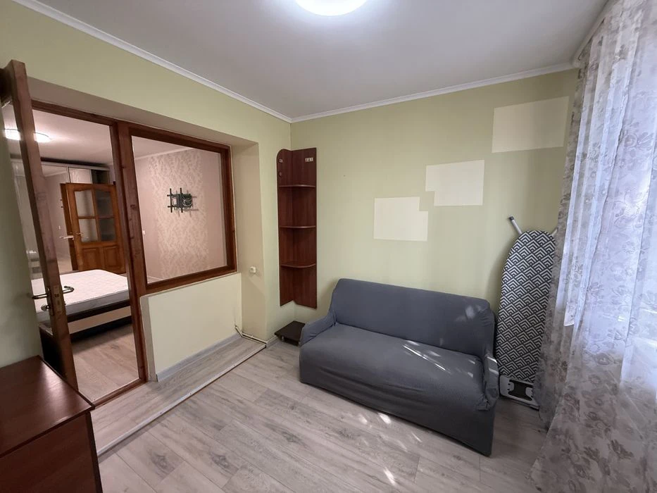Продається велика 1кімнатна квартира,кухня-студія+підвал
