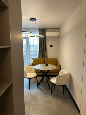 Продаж дизайнерської 1-кімнатної квартири в ЖК Family Plaza