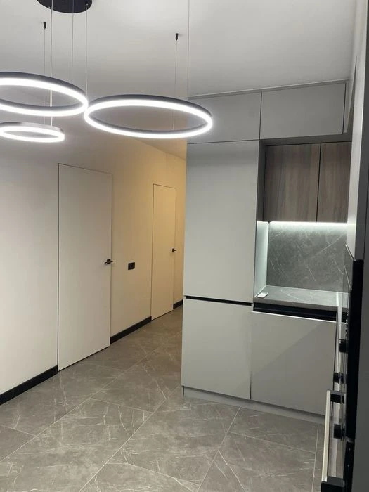 Продаж дизайнерської 1-кімнатної квартири в ЖК Family Plaza