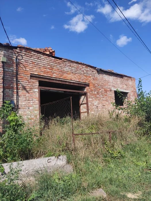 Продам незавершене будівництво с Вороніна близько до Подолу