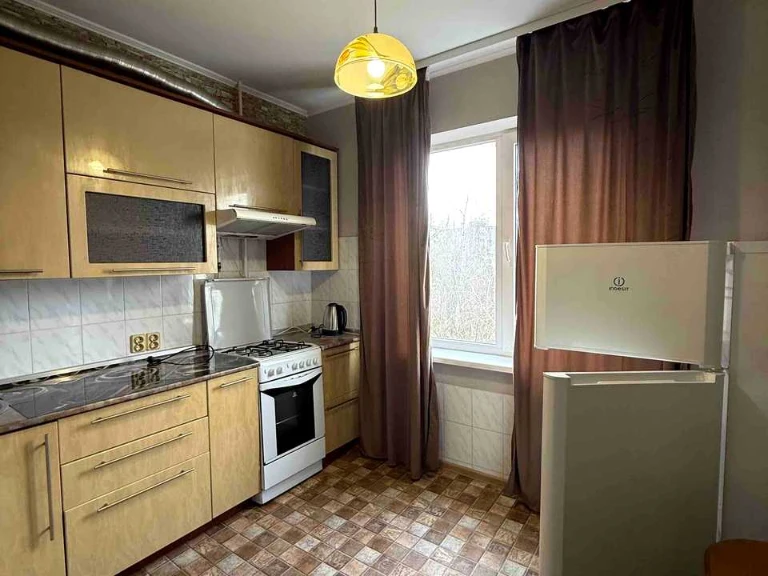 Квартира. Рівне, Захисників Маріуполя вул. (Костромська)