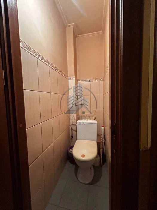 Продаж 2-кімнатної квартири по вул. Лазаренка