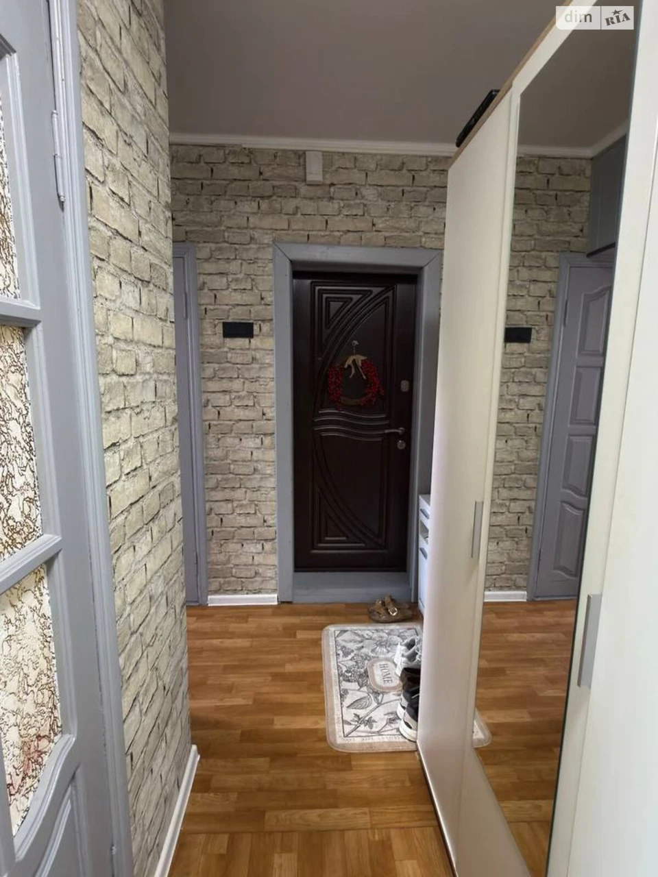 Продаж Квартира Виставка