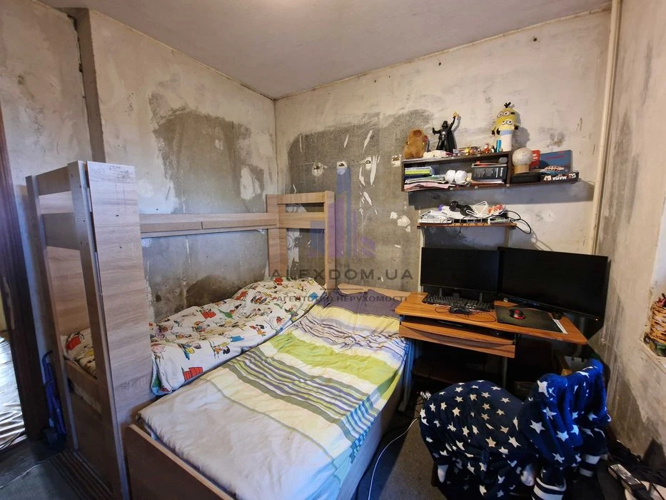 Продається простора 5к квартира,  115м2, вул.Каштанова 8а, Т