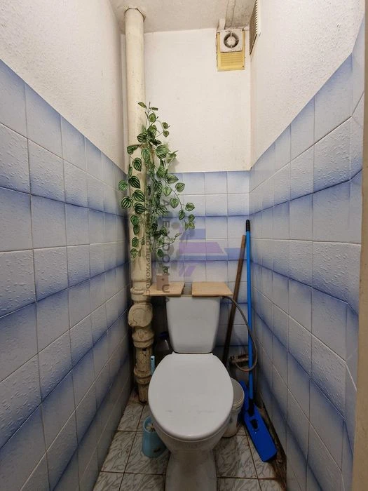 Продається простора 5к квартира,  115м2, вул.Каштанова 8а, Т