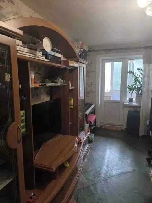 Продам 2 комнатную квартиру Брежневка на Калиновой