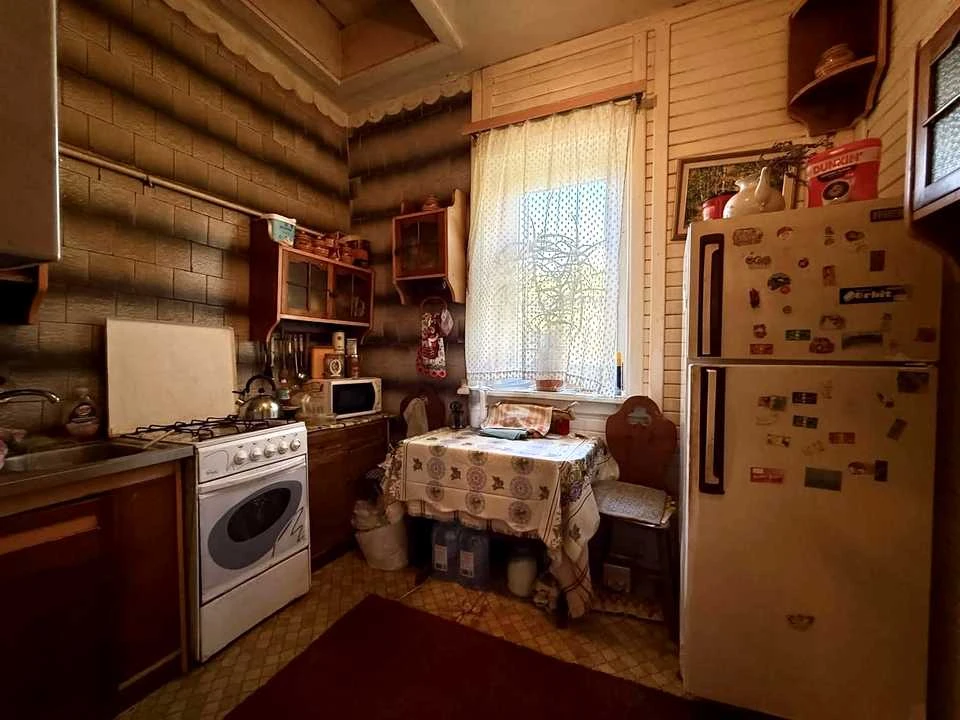 Будинок. Ужгород, Михайла Грушевського вул.