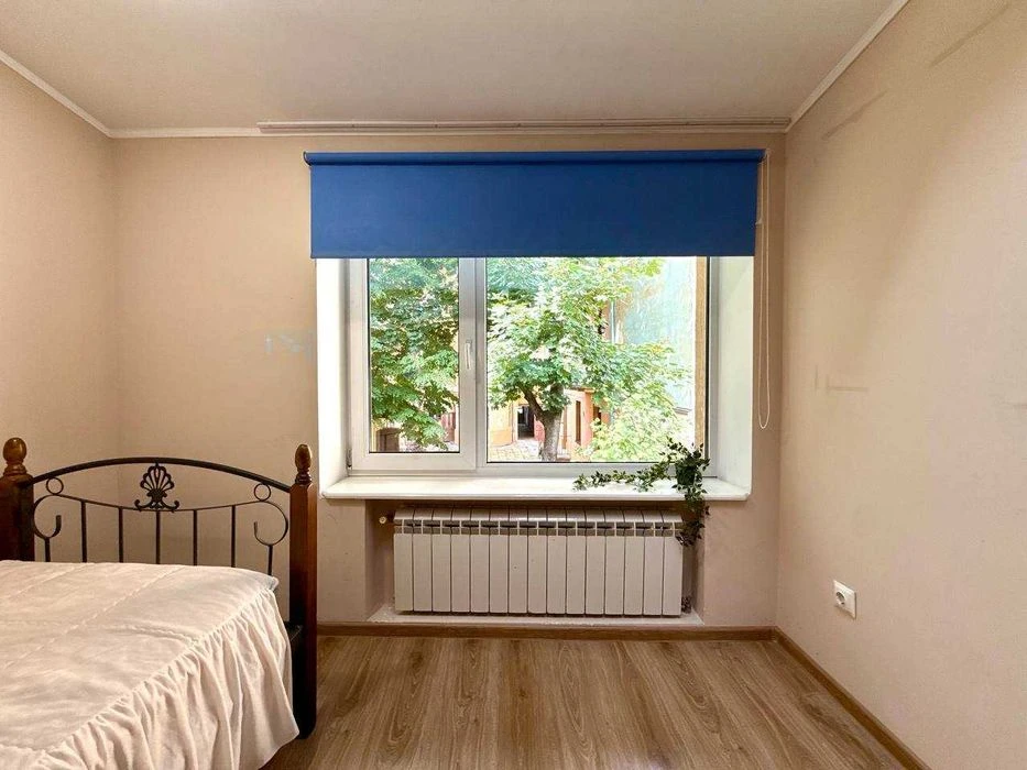 Продаж 2 кім. кв. особнячного типу вул. К. Левицького