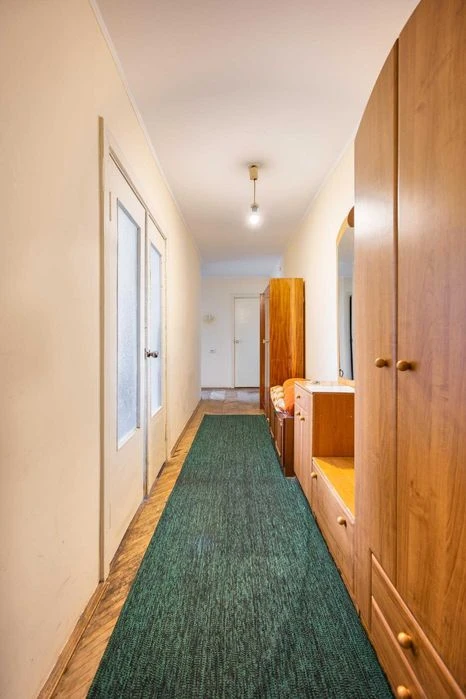 Продаж , квартира, 3 кімнатна  , вул. Хвильового