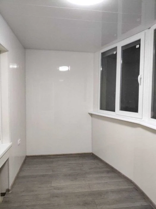 Трехкомнатная квартира 70 м². Редкий спецпроект с тремя лоджиями.