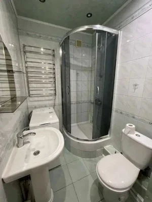 Продам 2 комнатную квартиру с ремонтом на П. Калнышевского (