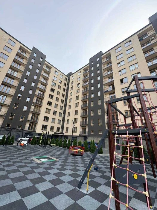 Продаю 2к квартиру на документах поблизу центру. Івано-Франк