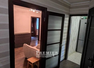 3 к квартира , 56 м² з балконом , проспект Шевченка, Ремонт