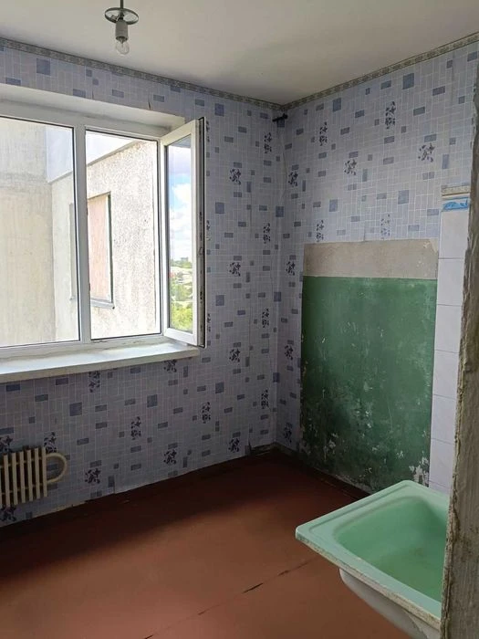 Продам 3 - х ком.квартиру 11/16, Индустриальный район, улица