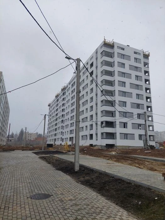 S Продам 1комнатную квартиру в новострое ЖК Сказка метро Хол