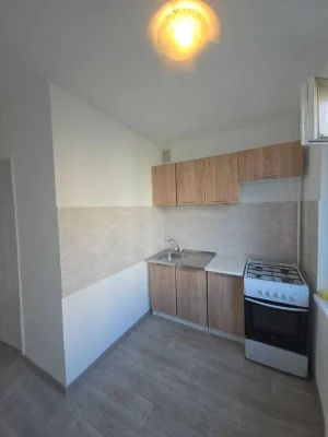 продам 2 кім.квартиру вул.   Шарікова, пос. Східний