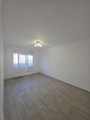 продам 2 кім.квартиру вул.   Шарікова, пос. Східний