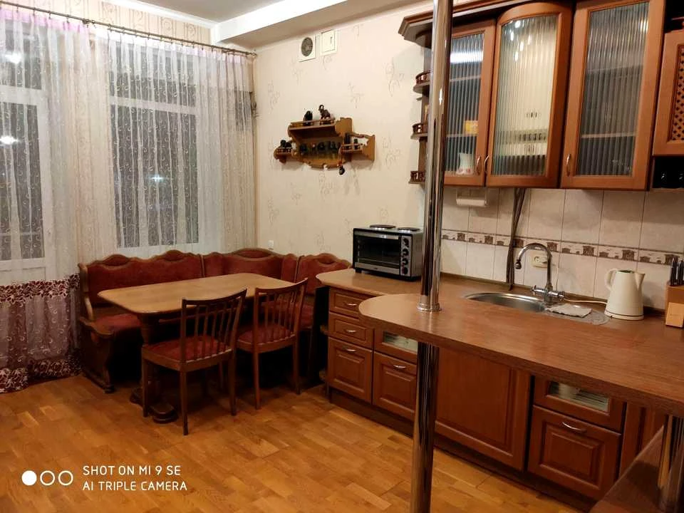 Квартира. Київ, Волоська вул.