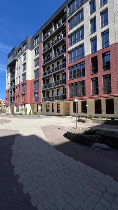 Кв.м - 116.8 Продаж 3-к квартири по вул. Чупринки Без Комісі
