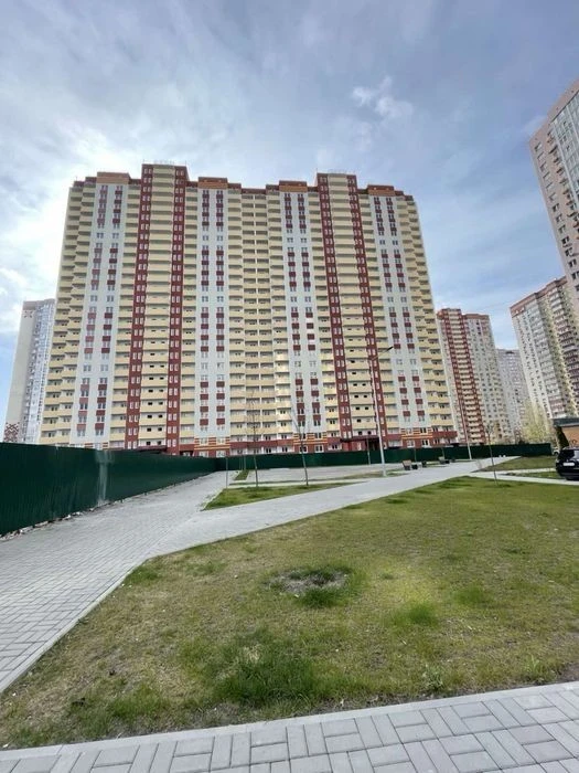 Продаж 1 кім ЖК Патріотика Кодацька Фортеця м. Позняки 10хв.