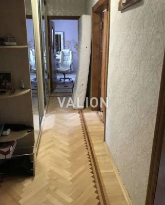 Продаж 4-кімнатної квартири на вул.Чорнобильська, 20