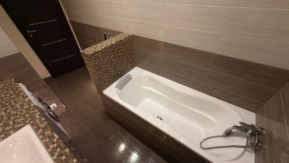 Продам 4-ком квартира 110м2  центр новострой.Подземный парки