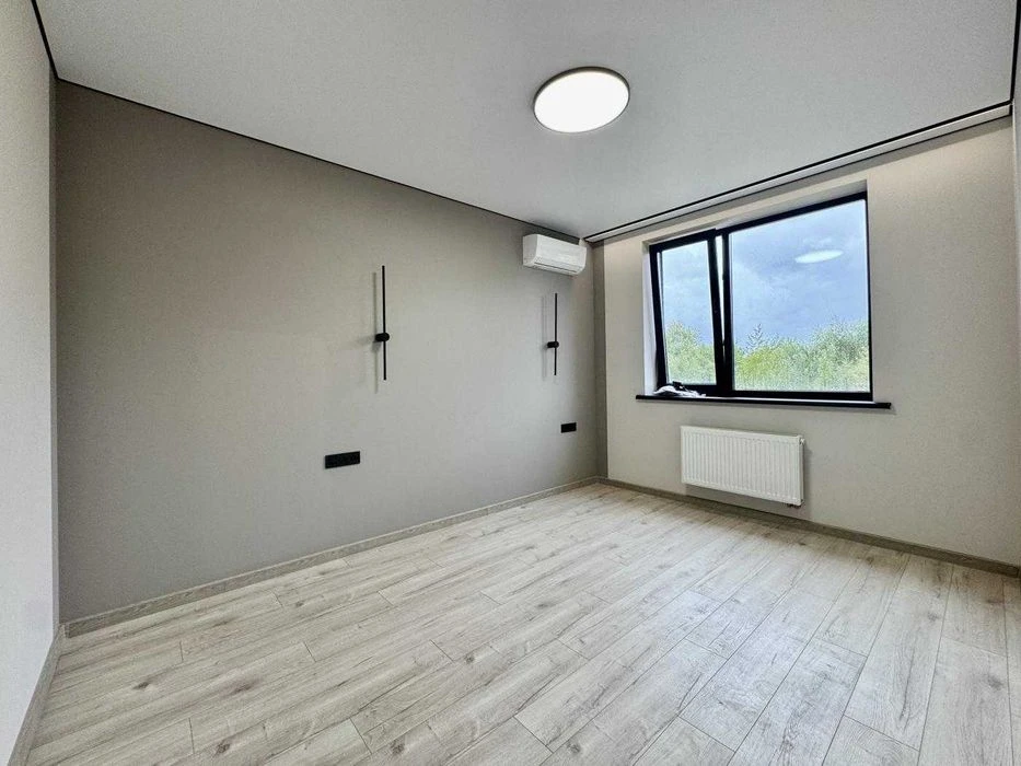 Продаж будинок (таунхаус) 125 м² / ділянка 2 сотки / вул. Ви