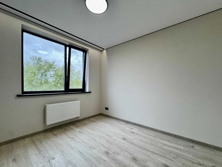 Продаж будинок (таунхаус) 125 м² / ділянка 2 сотки / вул. Ви