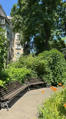 Французький бульвар! 3-кімнатна квартира в  будинку з закрит