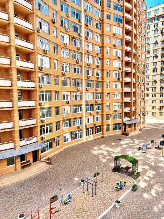 ПРОДАМ 2х кімн квартиру в ЖК Люксембург вул. Середня