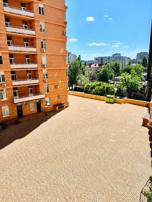 ПРОДАМ 2х кімн квартиру в ЖК Люксембург вул. Середня