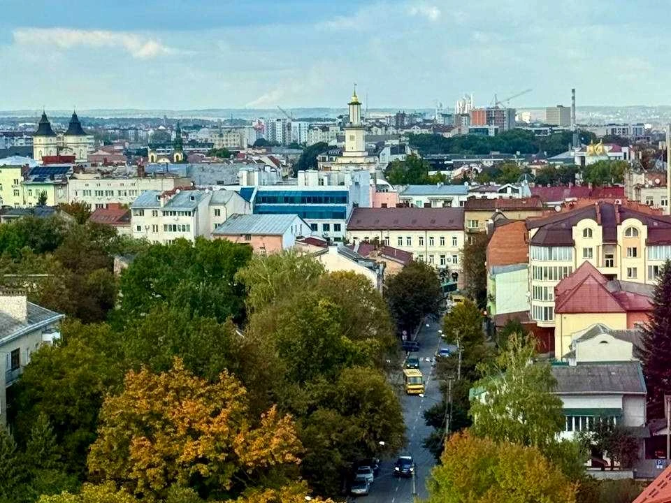 Квартира. Івано-Франківськ, Євгена Коновальця вул.