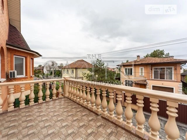 Продаж 2 поверхового будинку з ділянкою на 6 соток, 248.9 кв