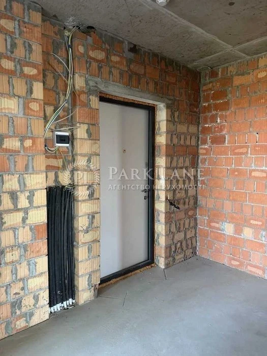 3-room apartment for sale with panoramic views of the Dnipro