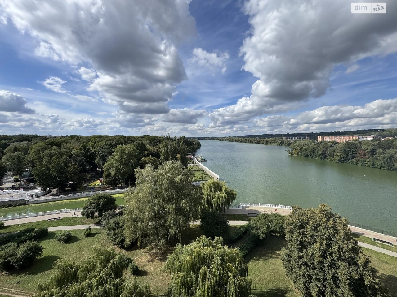 Продаж Квартира Старе місто (старий базар)
