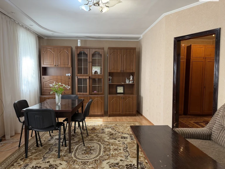 Продаж Частина будинку Центр