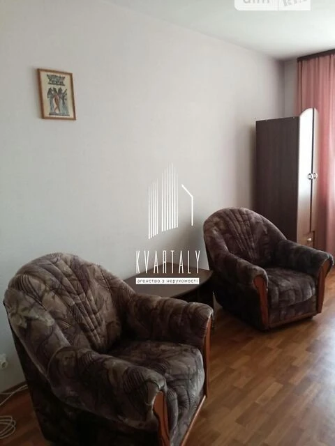 Довготривала оренда 2к квартири на просп. Володимира Івасюка