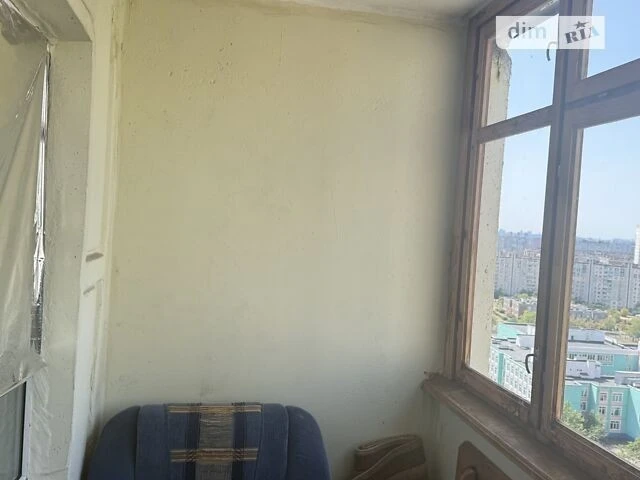 Sale of 3-room apartment 96.7 sq. m on Kostiantyna Dankevycha St.