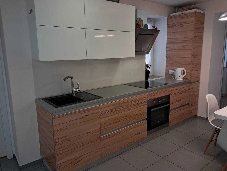 Продам отличную 2х ком. квартиру п-т.Леси Украинки 15 бул.Ку