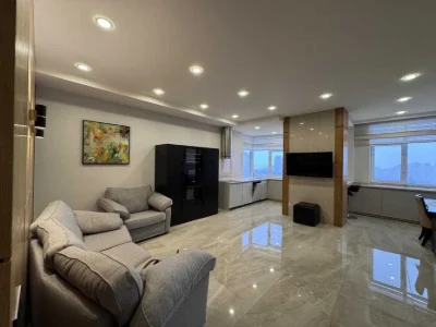 Видова 2-кімнатна квартира 90 м² | Печерськ, центр Києва
