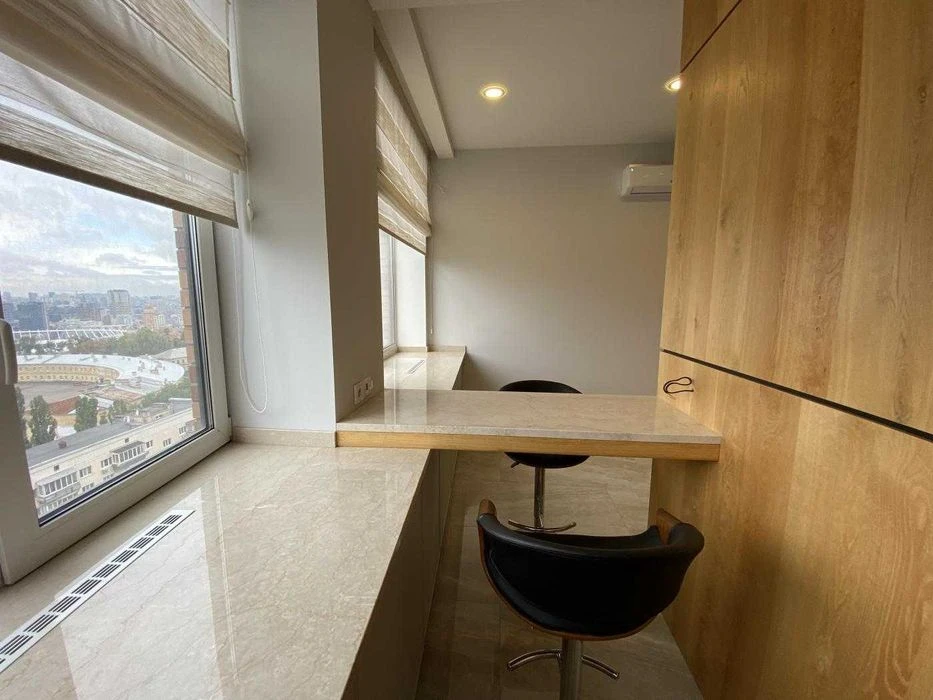Видова 2-кімнатна квартира 90 м² | Печерськ, центр Києва