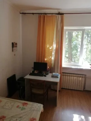 Продам 3 кім сталінку вул Деревлянська 20/2