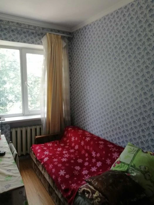 Продам 3 кім сталінку вул Деревлянська 20/2