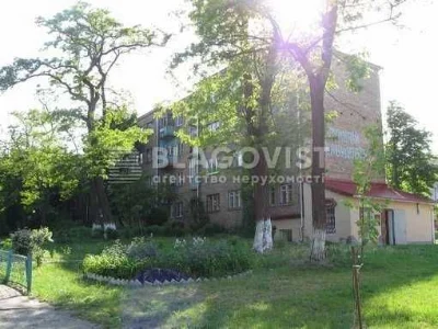 Продам 3 кім сталінку вул Деревлянська 20/2