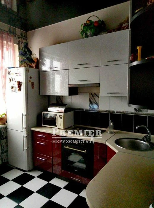 1-кімнатна квартира в новому ЖК на Марсельські Ремонт. меблі