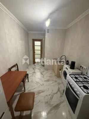 3 кімнатна квартира з ремонтом та меблями.