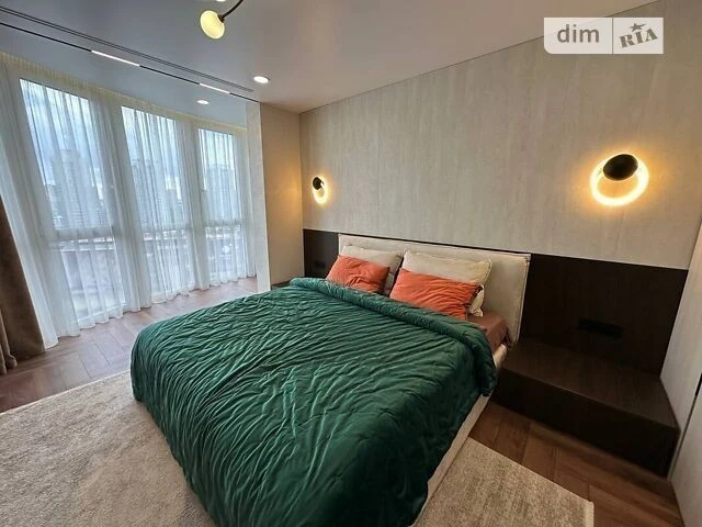 Продаж 3к квартири 104.7 кв. м на наб. Дніпровська 25 • ID 3